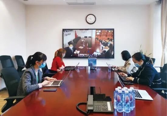 一线攻坚：智能会议平板如何与疫情赛跑