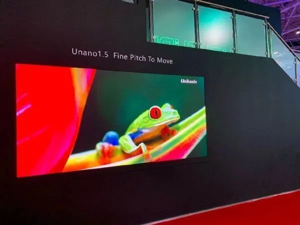 小间距LED屏企盯上户外“新”市场