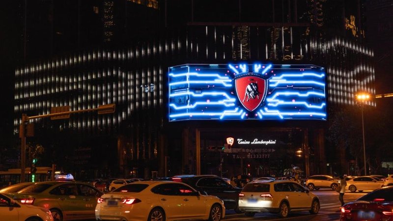 6·18消费大促来袭，裸眼3D大屏凑够热闹！