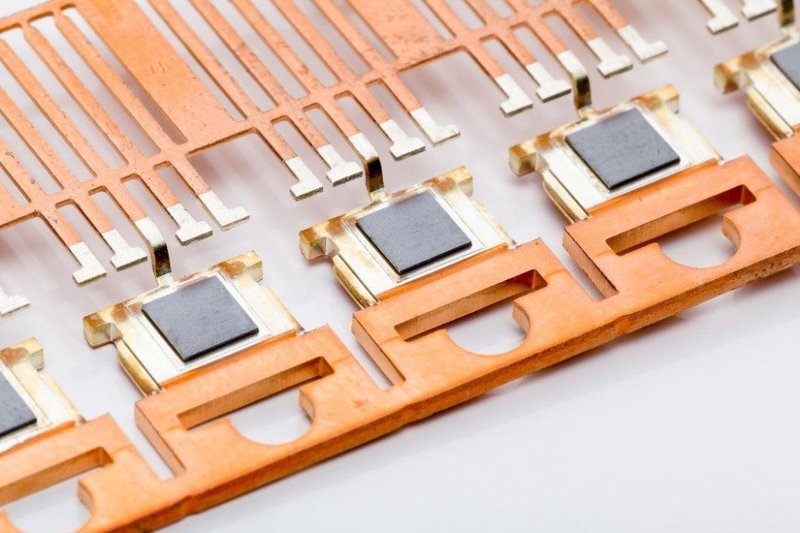 新技术，200℃！车规SiC可不用银烧结