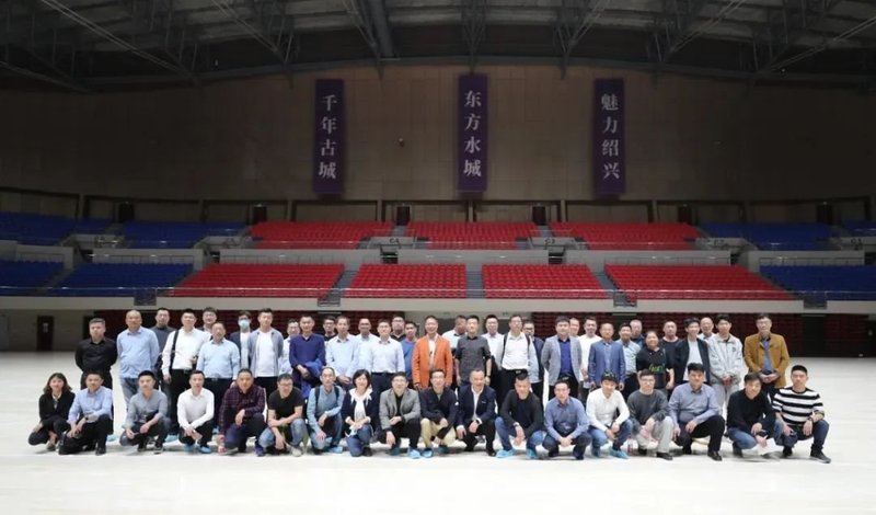 树2022杭州亚运会场馆标杆，洲明巨型斗屏点亮绍兴奥体中心！