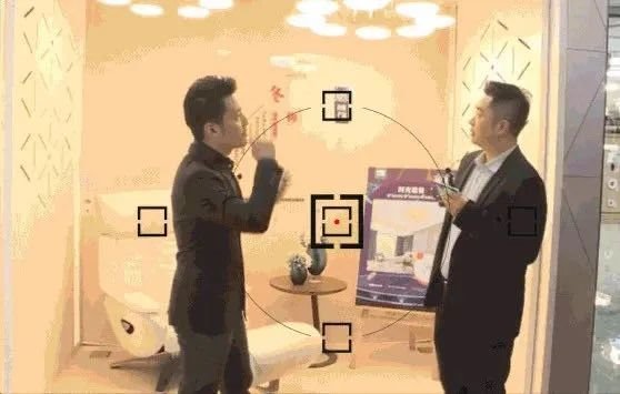 火爆！315雷士线上整屋购直播超过110万人在线观看抢购！