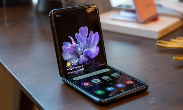 舜联智库：2020折叠屏手机产品趋势报告