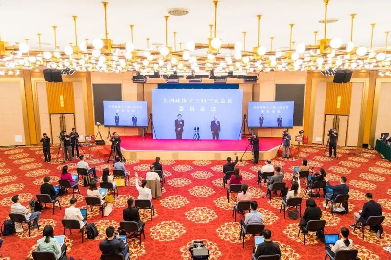 人民日报、新华社纷纷点赞！洲明UMini超高清视频交互助力两会