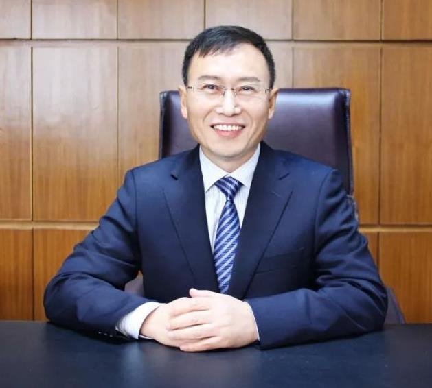 佛山照明公布新的董事长和总经理