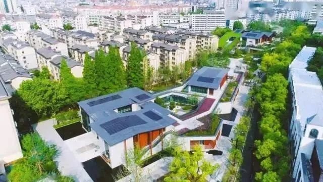 杭州文化新地标！——洲明LED透明屏打造智慧文化艺术长廊