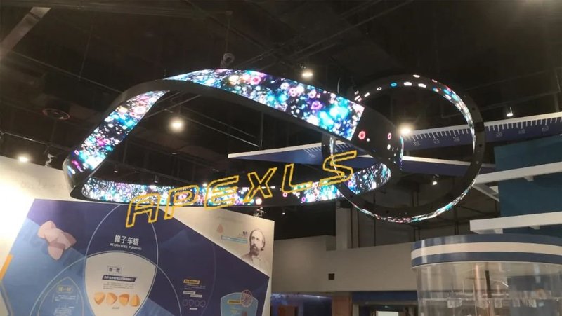 雷曼康硕展创意LED异形屏，用光影创造沉浸式科技体验