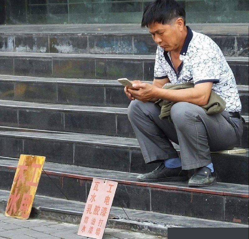 假如照明从业者去摆地摊...