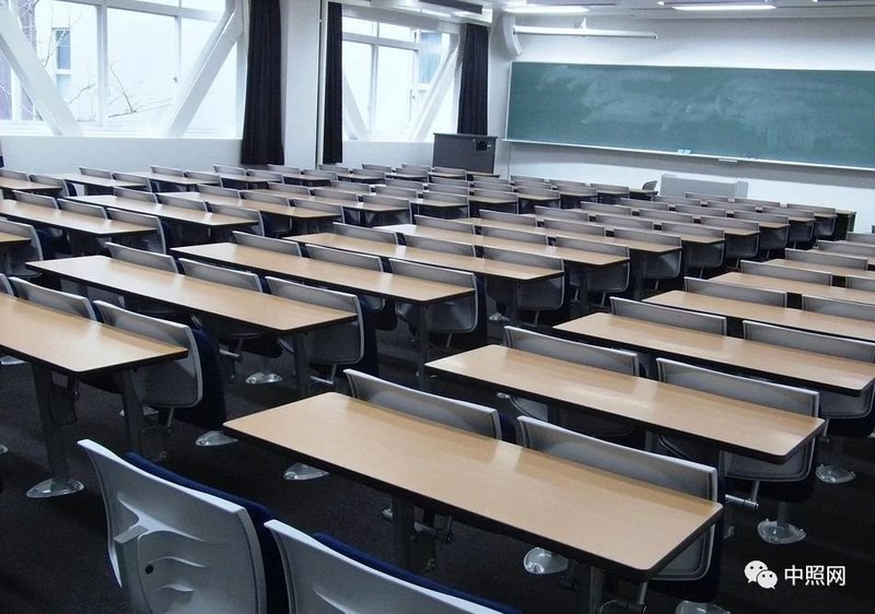 全国爱眼日|关于“教室照明”与“视力”那些事