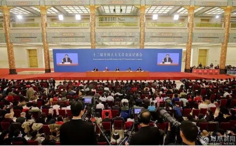 从近五年『两会』现场看LED显示屏技术演变