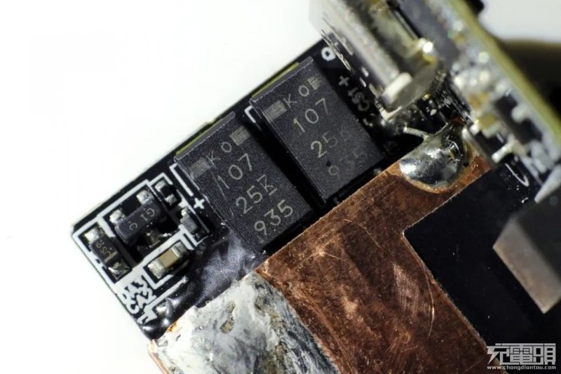 拆解报告：小米GaN充电器Type-C65W