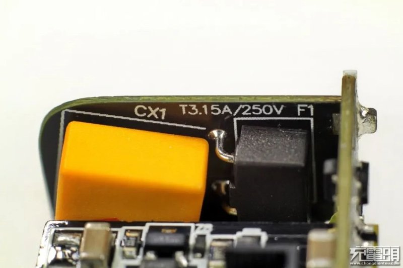 拆解报告：小米GaN充电器Type-C65W