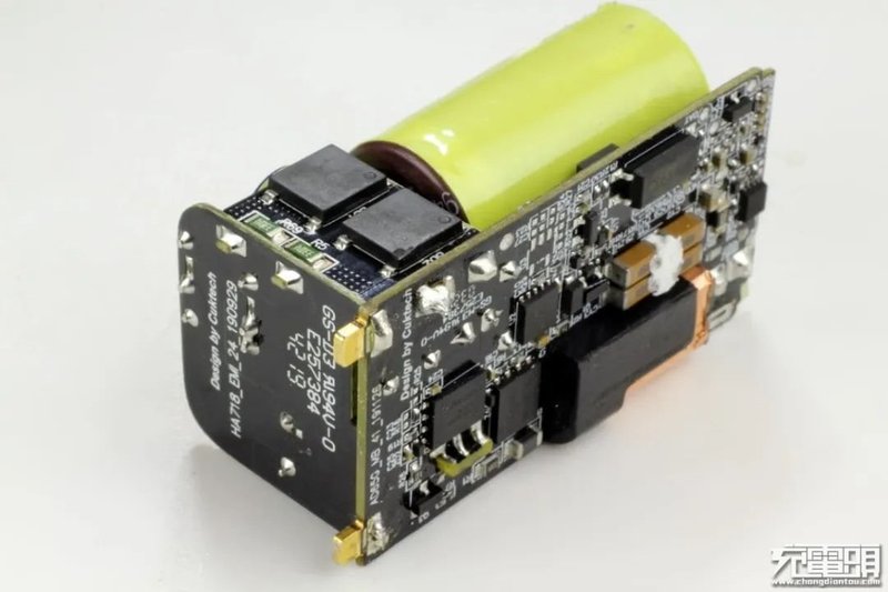 拆解报告：小米GaN充电器Type-C65W