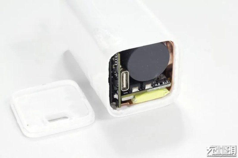 拆解报告：小米GaN充电器Type-C65W