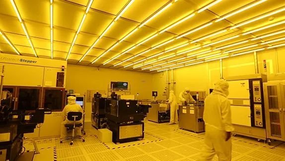 半导体｜封测大厂强茂高雄工厂起火，员工仓皇逃出