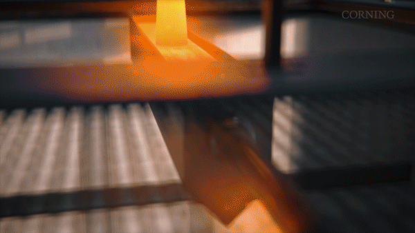 康宁玻璃是如何“制”成的？