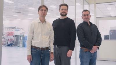 【行家快报】Mini/MicroLED新动态！三星推MiniLED背光曲面显示器；长虹推MiniLED8K电视