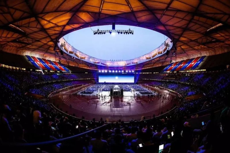 继苹果、华为、三星之后，小米也选择了洲明大屏！