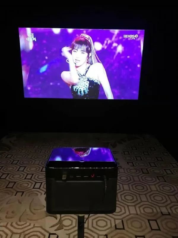 混战时代要来了？LED和激光“井水不犯河水”的格局被彻底打破