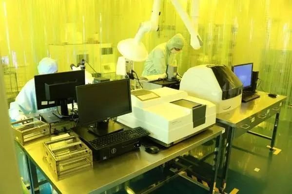 OLED|北京鼎材完成新一轮亿元融资，助力新型显示材料国产化进程