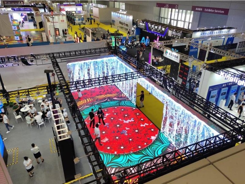 ISLE展划重点|微间距显示、裸眼3D、一体机……LG、利亚德、希达、雷曼等14家显示屏厂大秀肌肉