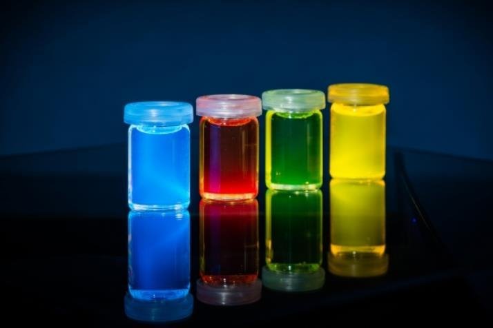 OLED材料公司第一季度整体收益超预期