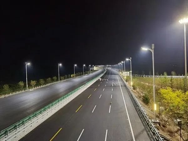 老洪划重点：智慧灯杆最新动态