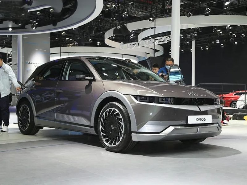 刚刚！英飞凌又签长期合同，汽车碳化硅出货量超100万件！