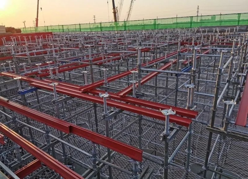 全国最大单体面板类高科技厂房是怎么建成的？