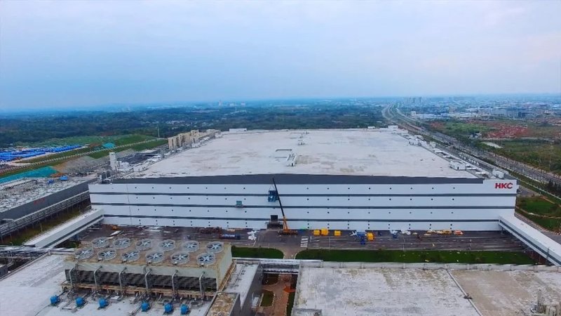 全国最大单体面板类高科技厂房是怎么建成的？