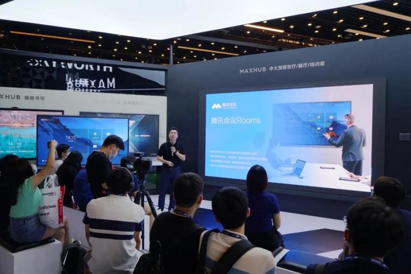 高能来袭！15个关键词看InfoComm里的显示大厂