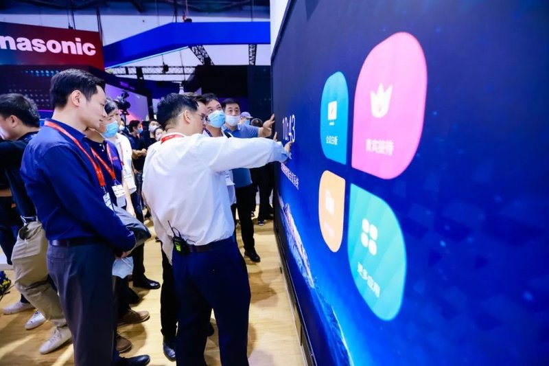 透过屏幕，看利亚德的专注与创新