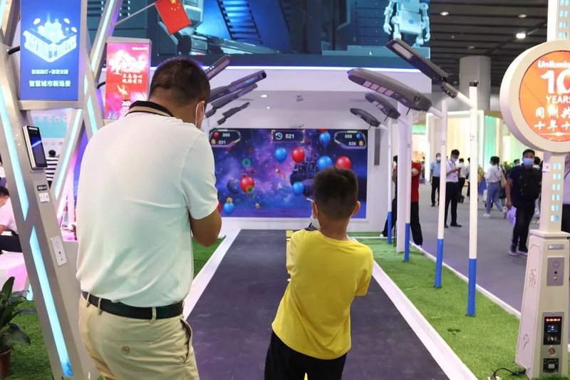 探营2021光亚展，洲明倾力打造光显科技盛宴！