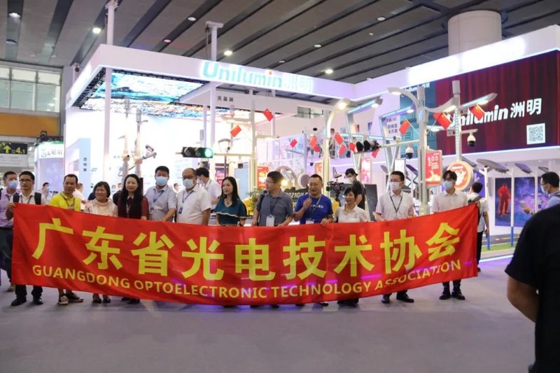 探营2021光亚展，洲明倾力打造光显科技盛宴！
