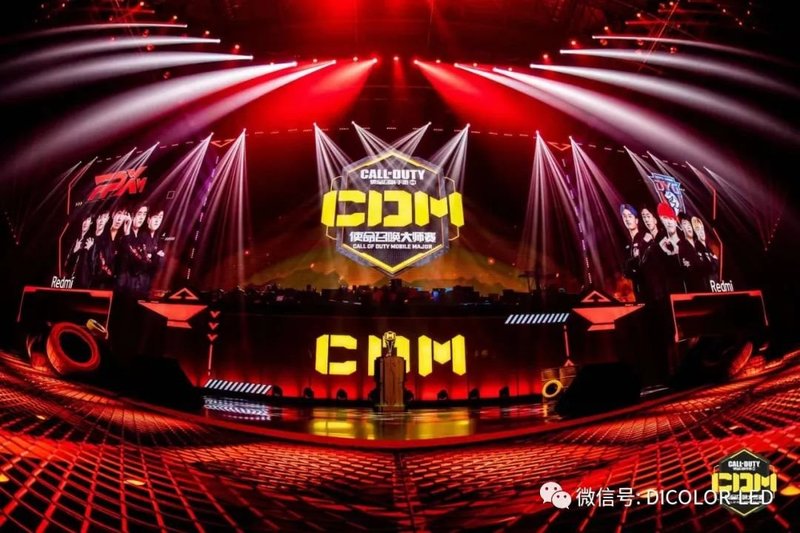 脸书不要“脸”，元宇宙爆了，显示屏火了！