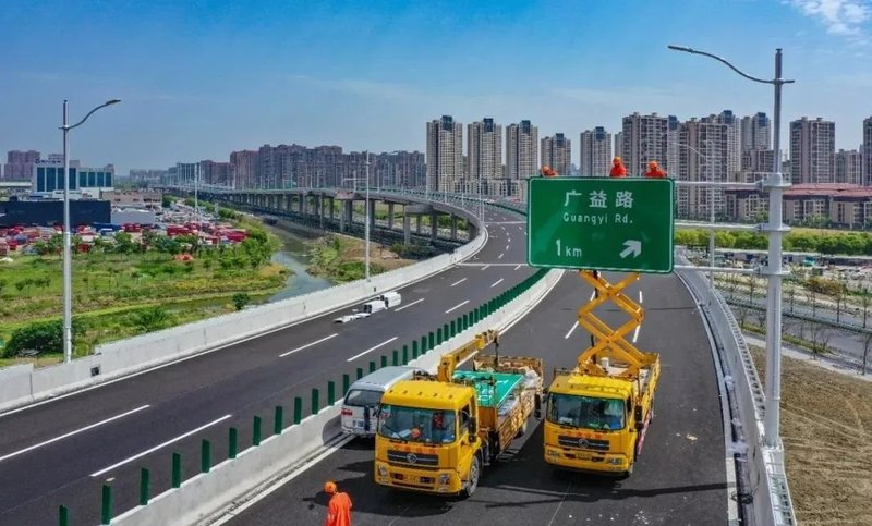 智慧灯杆在智慧交通上的六大应用场景