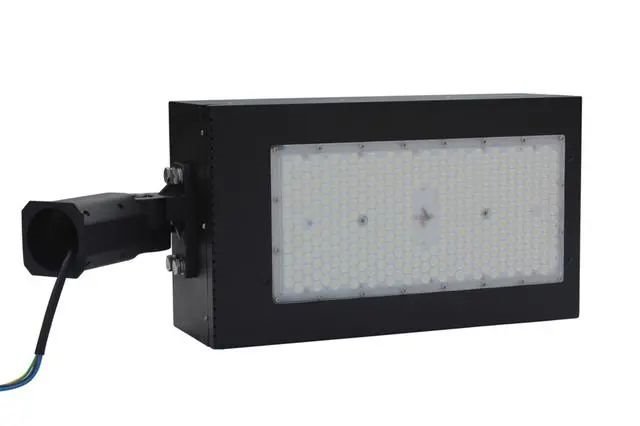 年增长率为20.4%，2028年全球智能照明市场规模预计将达到469亿美元