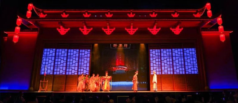 科技赋能，利亚德沉浸式演绎《遇见大庸》