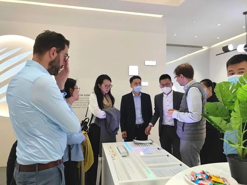 法兰克福照明展 | 瑞丰光电Mini lighting paper首亮相