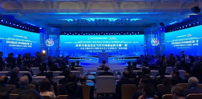 再度入驻人民大会堂！洲明光显助力两会“见屏如面”