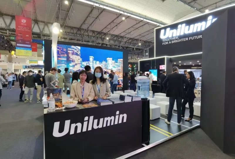 洲明光显，闪耀亮相西班牙ISE国际视听展