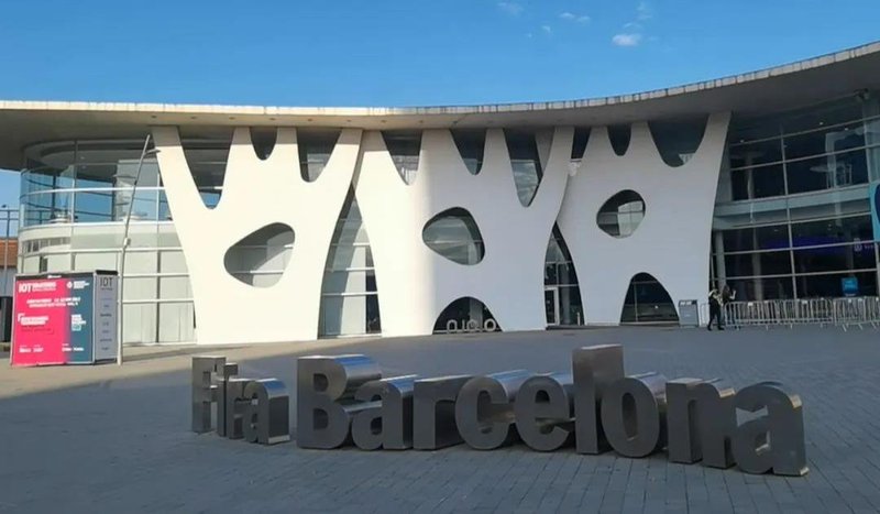 洲明光显，闪耀亮相西班牙ISE国际视听展