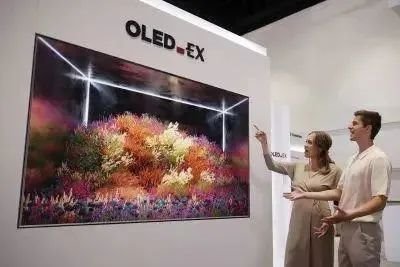 SID 2022 显示新技术及产品盘点