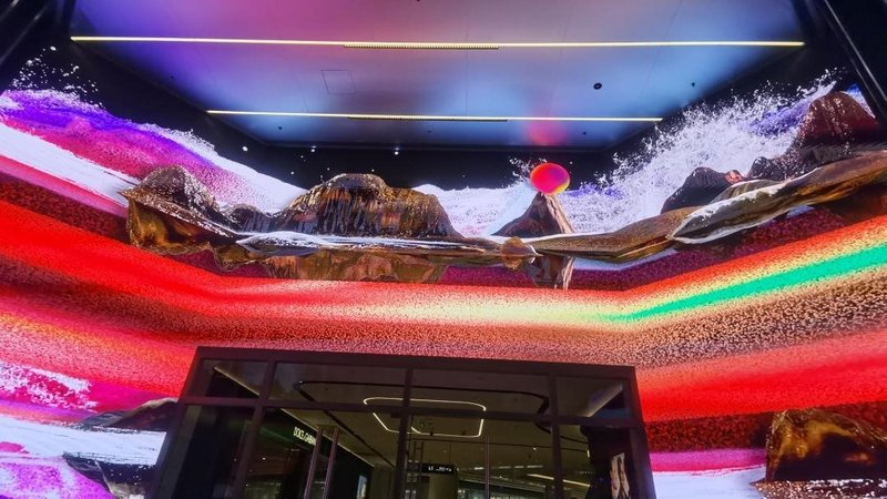 雷曼康硕展“水晶魔方”助力上海中信泰富广场焕新回归