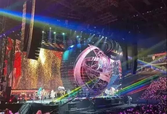 重现回忆杀！看LED大屏还得是线下演唱会！