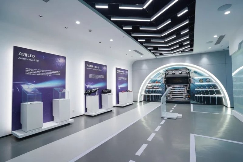 链接未来丨鸿利智汇LED体验馆全新上线