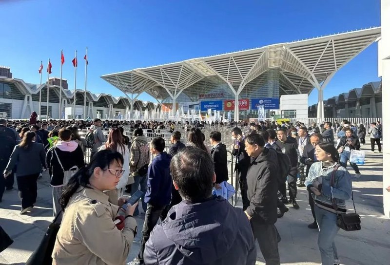 科伦特“移动讲台”“智能会议”方案，亮相天津教育展