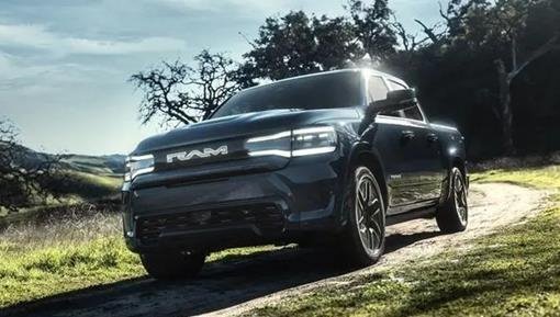 四电机、800V，4款SiC新车首秀！