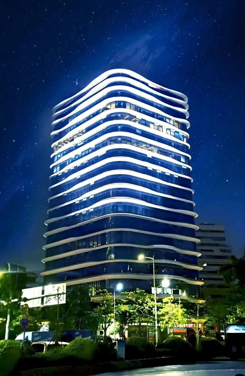 光影交汇 | 瑞丰光电景观亮化LED为城市增添光彩