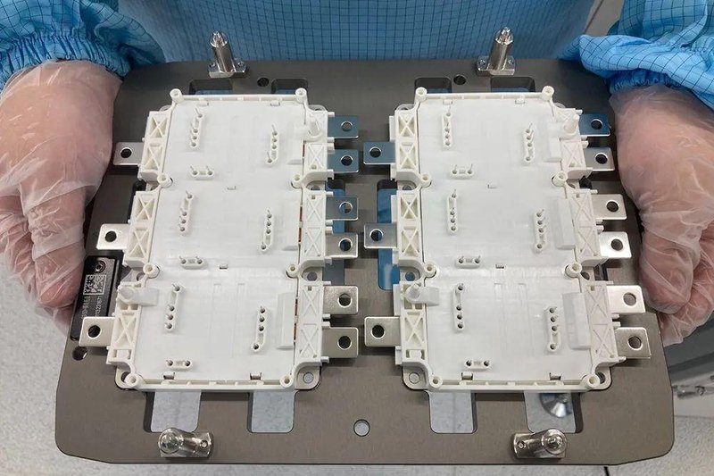 SiC电驱上车！这7家企业又有新动作